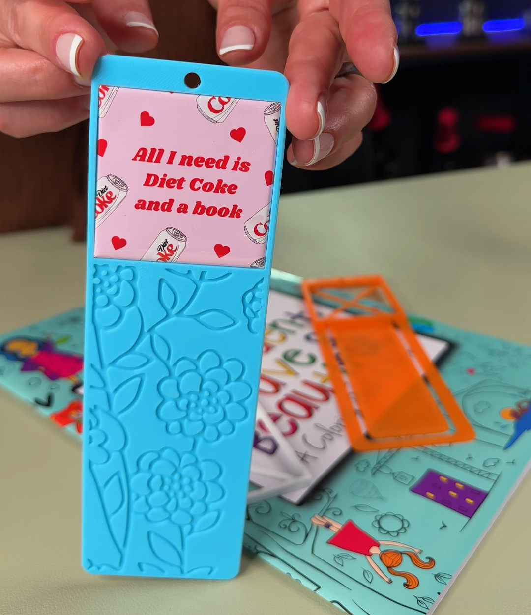 Floral Bookmark - Magnet at the Top