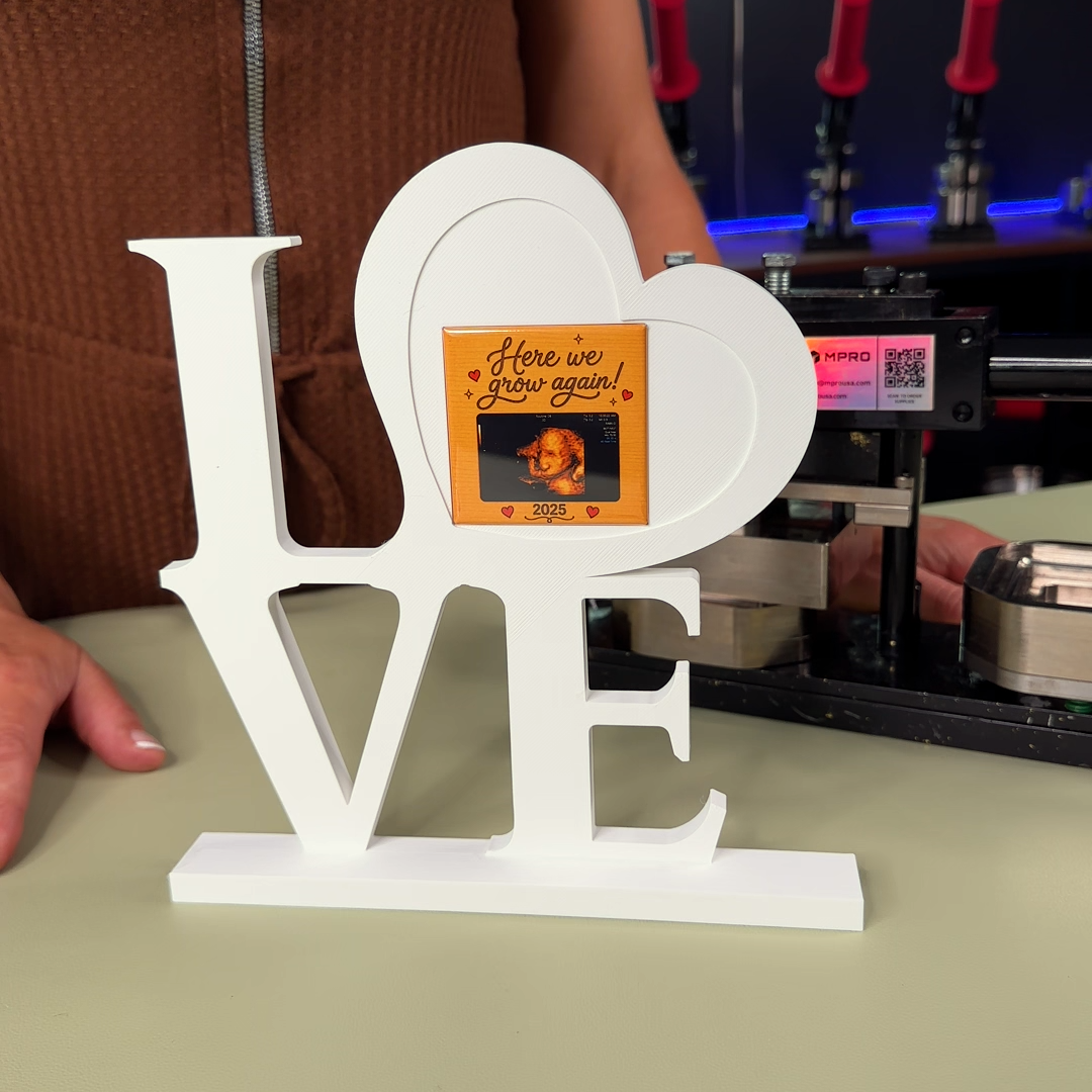 LOVE Frame