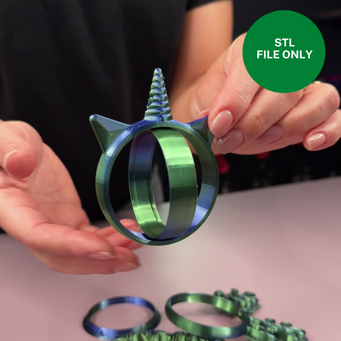 Unicorn Rotating Charm - STL File